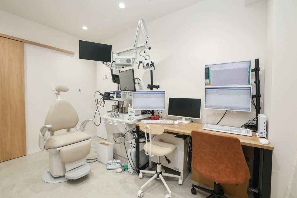 耳鼻咽喉科の診療室写真